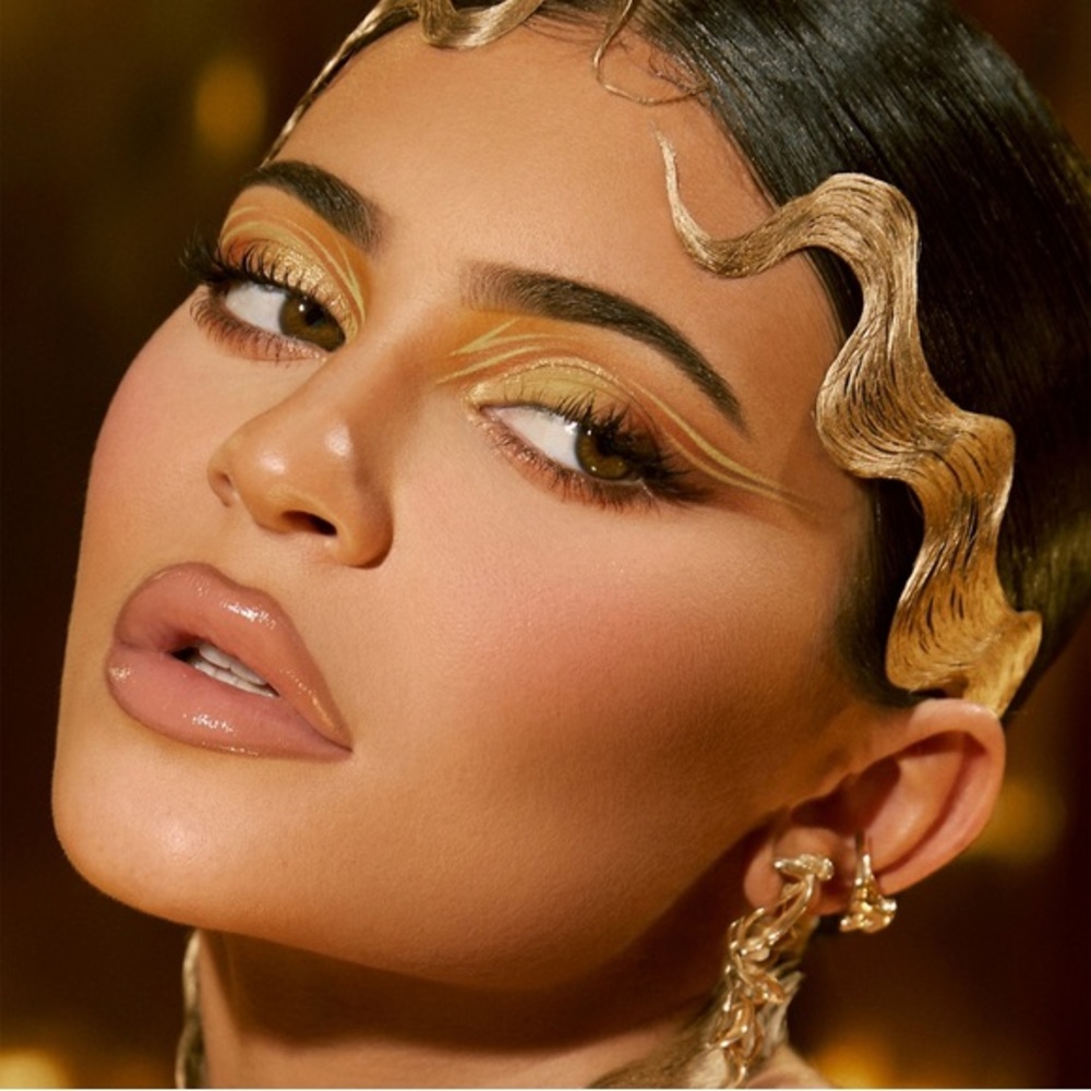 kylie cosmetics lip lacquer